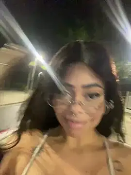 Snapshot of Anna_Brucy chatting on May 5, 2:30 am Anna Brucy online show from May 5, 2:30 am