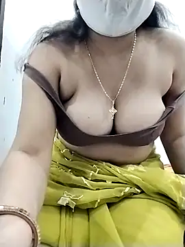 Snapshot of sexyy_nidhii chatting on May 12, 3:20 pm sexyy nidhii online show from May 12, 3:20 pm