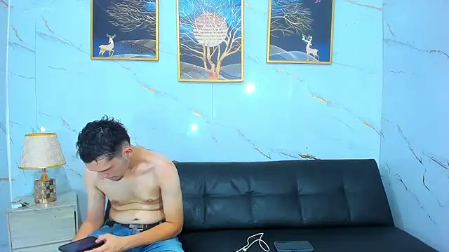 Snapshot of Sweet_babys69 chatting on May 5, 6:16 pm Sweet babys69 online show from May 5, 6:16 pm