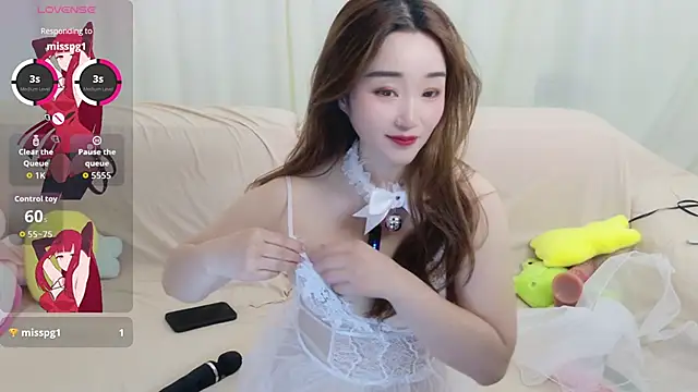 JJ8521 online show from May 11, 12:11 pm