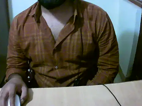 Snapshot of married_man22 chatting on May 19, 9:21 pm married man22 online show from May 19, 9:21 pm
