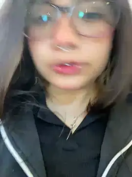 Amara Kazumi online show from May 30, 5:04 am