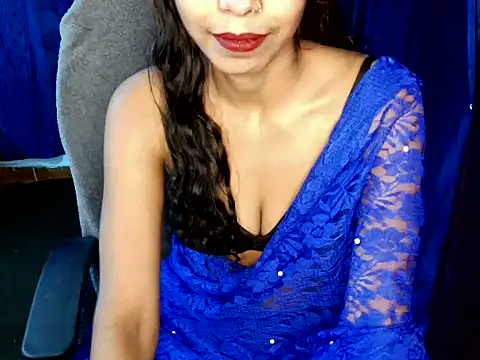 Snapshot of wild_minakshi chatting on May 3, 7:36 am wild minakshi online show from May 3, 7:36 am