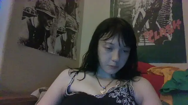 Snapshot of onyxascended chatting on May 1, 1:05 pm onyxascended online show from May 1, 1:05 pm