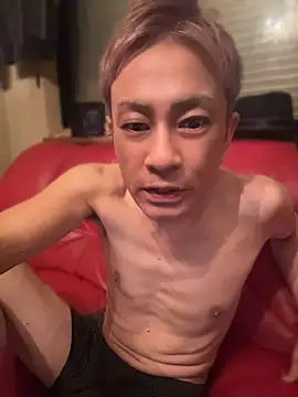 Snapshot of takashi1113 chatting on May 27, 4:48 pm takashi1113 online show from May 27, 4:48 pm