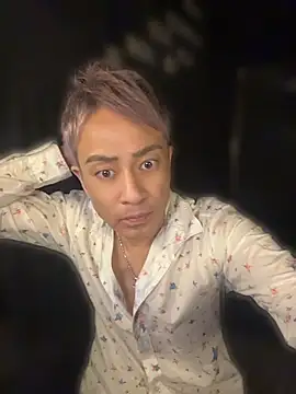 Snapshot of takashi1113 chatting on June 2, 6:32 pm takashi1113 online show from June 2, 6:32 pm