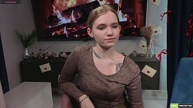 VallieFugate online show from May 21, 6:09 am