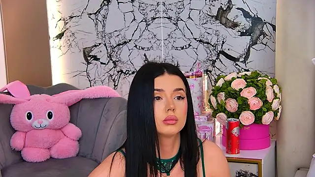 DaisyAmour online show from June 18, 6:56 pm