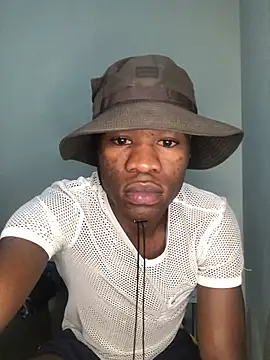 Snapshot of thandolezwe1 chatting on May 11, 7:22 pm thandolezwe1 online show from May 11, 7:22 pm