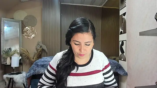 BBWLuxuryMuse online show from May 30, 11:18 am