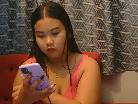 hotchickgirl online show from May 28, 8:22 am