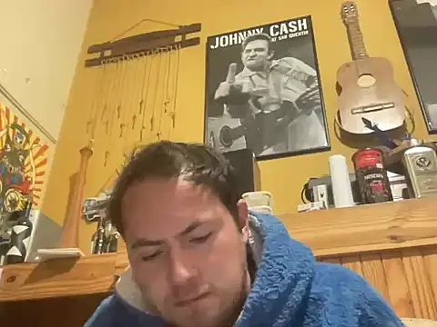 alecsgzz online show from May 30, 1:46 am