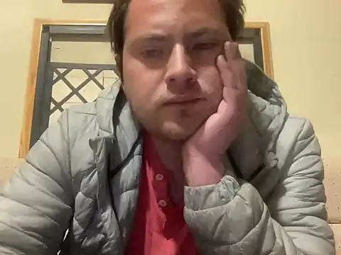 Snapshot of alecsgzz chatting on July 14, 2:05 am alecsgzz online show from July 14, 2:05 am