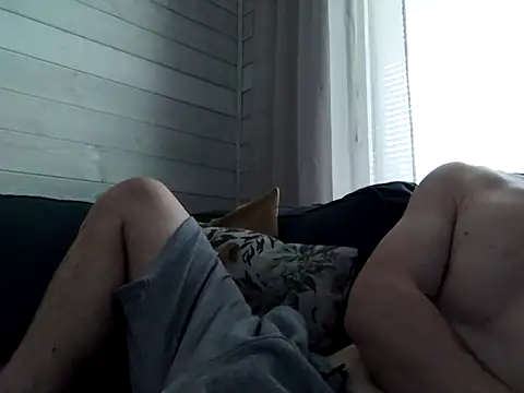 Snapshot of fitboyy_ chatting on May 25, 9:04 am fitboyy online show from May 25, 9:04 am