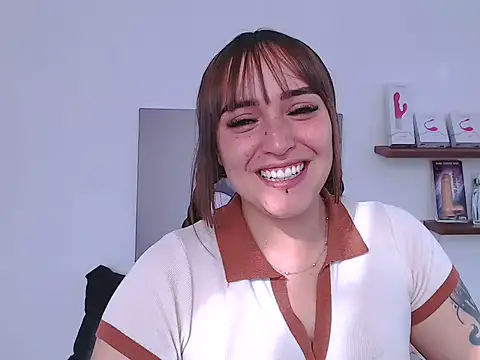 anyela bubble18 online show from May 25, 9:10 pm