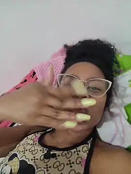 kimreigns online show from May 28, 4:54 am