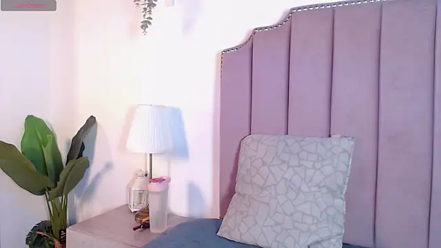 Snapshot of Littlejade_dh chatting on May 25, 11:49 am Littlejade dh online show from May 25, 11:49 am