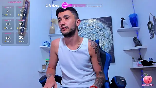Snapshot of Jey_hot7 chatting on May 19, 1:56 am Jey hot7 online show from May 19, 1:56 am