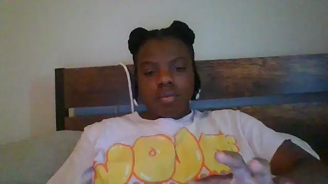 Snapshot of princesselizabeth chatting on May 9, 9:09 pm princesselizabeth online show from May 9, 9:09 pm