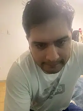 Snapshot of MenSexPeru chatting on May 14, 4:52 am MenSexPeru online show from May 14, 4:52 am