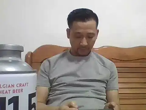 Snapshot of semir-xin chatting on May 10, 12:32 pm semir-xin online show from May 10, 12:32 pm