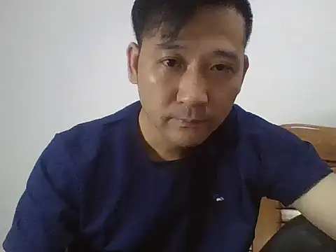 Snapshot of semir-xin chatting on May 11, 4:04 pm semir-xin online show from May 11, 4:04 pm