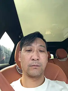 Snapshot of semir-xin chatting on May 15, 7:26 am semir-xin online show from May 15, 7:26 am