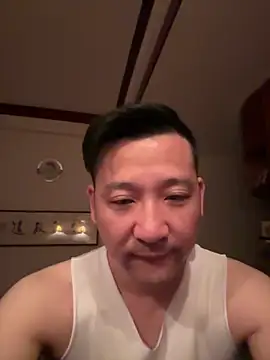 Snapshot of semir-xin chatting on May 28, 1:47 am semir-xin online show from May 28, 1:47 am