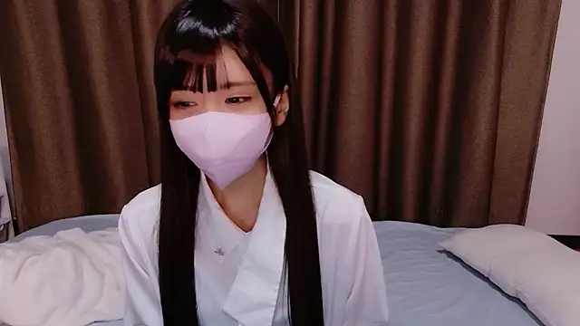 Snapshot of hina_mochi chatting on July 15, 2:22 pm hina mochi online show from July 15, 2:22 pm