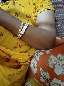 minadixit17 online show from July 14, 4:34 pm