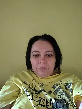 Snapshot of EmmaEmmy40 chatting on May 14, 3:41 pm EmmaEmmy40 online show from May 14, 3:41 pm