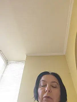 Snapshot of EmmaEmmy40 chatting on May 16, 12:04 pm EmmaEmmy40 online show from May 16, 12:04 pm