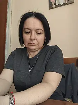 Snapshot of EmmaEmmy40 chatting on May 18, 8:20 am EmmaEmmy40 online show from May 18, 8:20 am