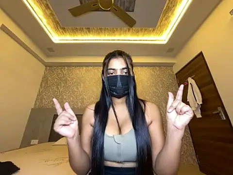 Snapshot of Miss_Heer chatting on May 12, 6:27 pm Miss Heer online show from May 12, 6:27 pm