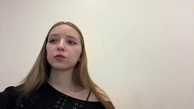 QueenBalensiefen online show from May 24, 5:18 pm