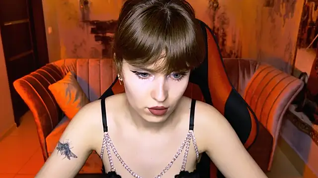 LolaDominara online show from May 23, 5:34 am
