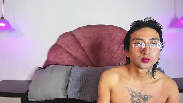 Eclipse TeenBoy66 online show from May 15, 11:50 am