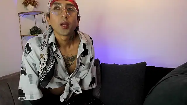 Eclipse TeenBoy66 online show from May 27, 8:06 pm