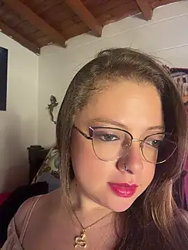 Snapshot of Lilith_Desire chatting on May 26, 1:29 pm Lilith Desire online show from May 26, 1:29 pm