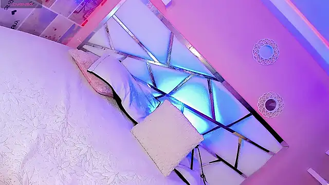 Snapshot of Lexxy_Mattell chatting on May 18, 5:35 am Lexxy Mattell online show from May 18, 5:35 am