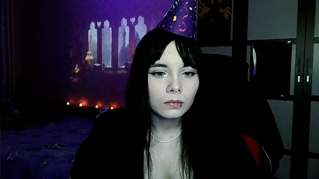 Snapshot of gothicq chatting on June 2, 6:10 pm gothicq online show from June 2, 6:10 pm