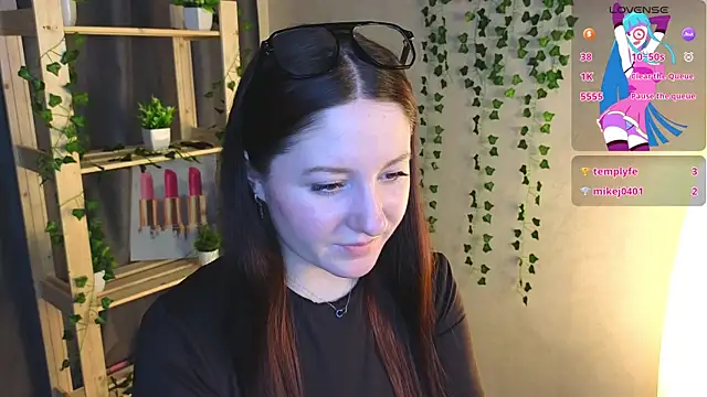 Snapshot of RudyLienna chatting on May 10, 8:52 am RudyLienna online show from May 10, 8:52 am