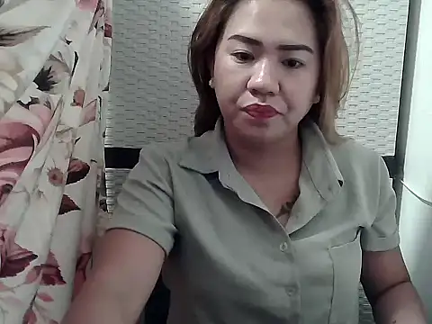 Snapshot of mecka20 chatting on May 10, 9:03 am mecka20 online show from May 10, 9:03 am