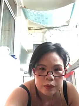 nidejiejie online show from May 14, 3:57 am
