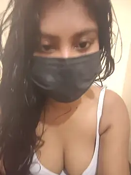 Snapshot of RAGNI-Love chatting on May 28, 5:49 am RAGNI-Love online show from May 28, 5:49 am