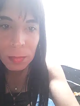 Snapshot of AnalcumQueen chatting on May 17, 11:23 pm AnalcumQueen online show from May 17, 11:23 pm