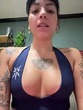 MartinadeCaxias online show from May 30, 5:21 pm