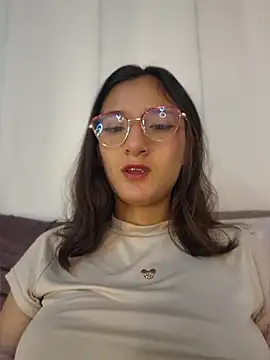 Snapshot of Channel-Luv chatting on May 10, 3:06 pm Channel-Luv online show from May 10, 3:06 pm