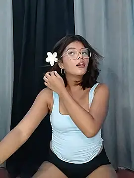 charlene pretty online show from July 5, 11:17 am