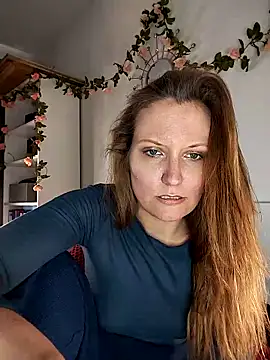 Snapshot of Candy_Cougar chatting on May 10, 9:58 am Candy Cougar online show from May 10, 9:58 am